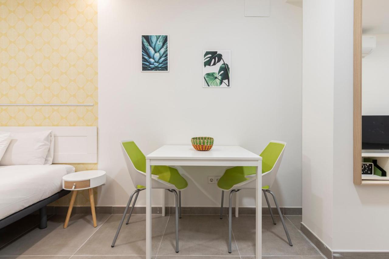 Apartmán Dobo Madrid Anr1 Exteriér fotografie