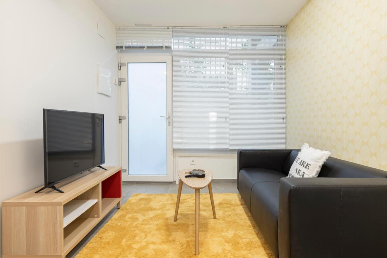 Apartmán Dobo Madrid Anr1 Exteriér fotografie
