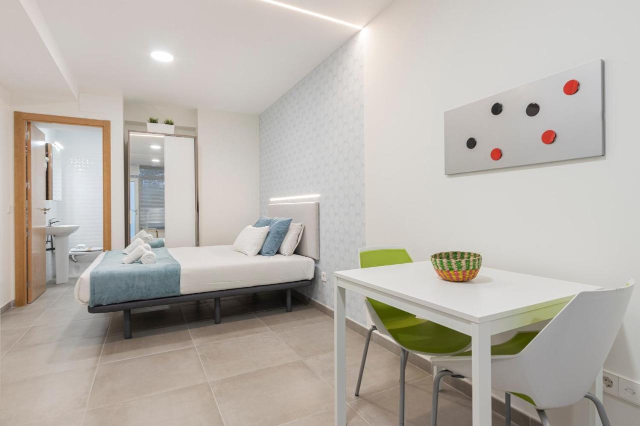 Apartmán Dobo Madrid Anr1 Exteriér fotografie