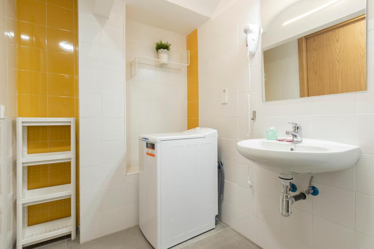 Apartmán Dobo Madrid Anr1 Exteriér fotografie