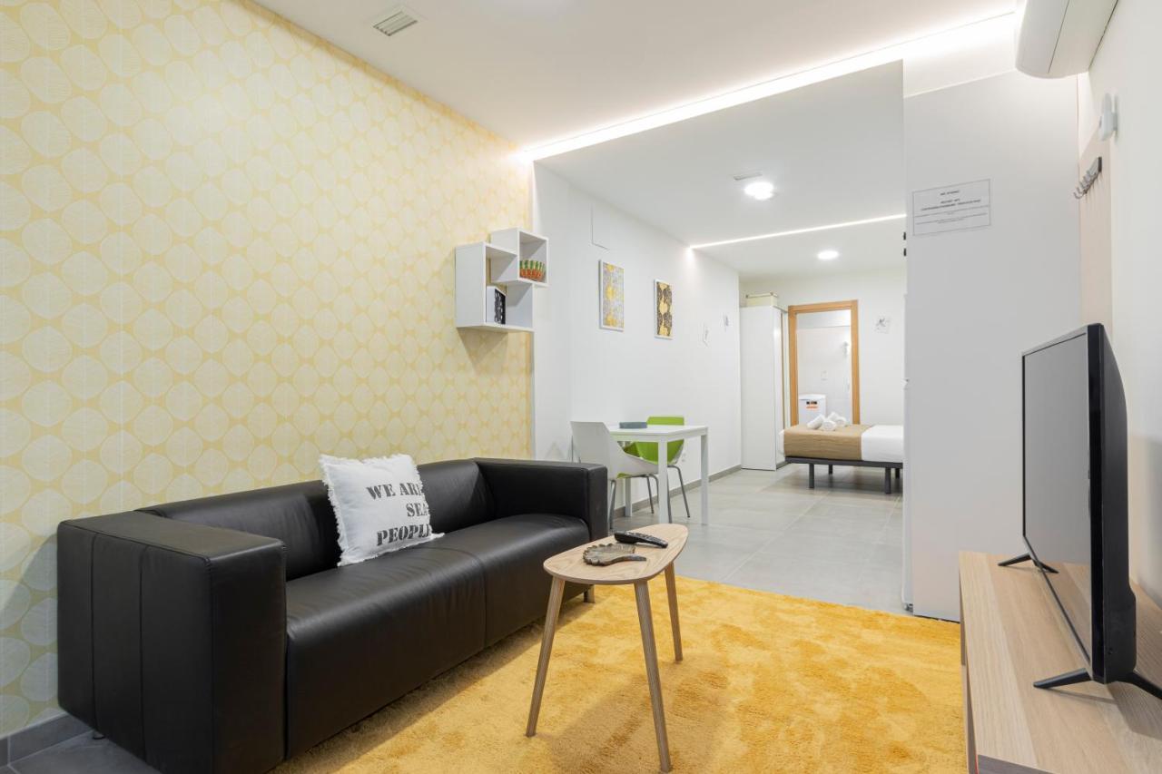 Apartmán Dobo Madrid Anr1 Exteriér fotografie